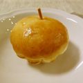 カピパラ's cooksnap of when they made カラメル林檎とクリチのSweetsパン.