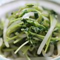 kaokao98's cooksnap of when they made 簡単♪豆苗ともやし炒め.