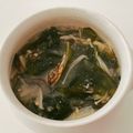 yokoyoko76's cooksnap of when they made もずくと若布の味噌汁.