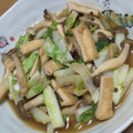 39J's cooksnap of when they made 白菜とうす揚げの煮物甘め♪.