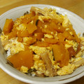 ぽりぽり拓庵's cooksnap of when they made かぼちゃ＊竹輪のとろ～り卵チーズ丼.