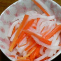 単！！'s cooksnap of when they made 簡単 にんじんと大根のなます.