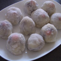 あっちゃんさまさま's cooksnap of when they made ◆レンジで簡単♪　いちご大福◆.