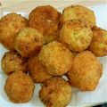 ともbu's cooksnap of when they made チーズ&ベーコン入りさつまいものコロッケ.