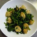 mi_co22's cooksnap of when they made 麩と春菊の甘辛煮。.
