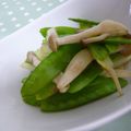 ピンクのたまご's cooksnap of when they made アスパラときぬさやの春きんぴら.