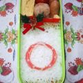 モモ☆ラベル's cooksnap of when they made 簡単！かにかま1本でクリスマスリース☆.