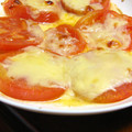 miino's cooksnap of when they made 簡単♪トマトとチーズのオーブン焼き.