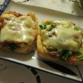 miyuki12's cooksnap of when they made 簡単なのに絶品○油揚げキムチチーズピザ風.