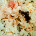 satomi916's cooksnap of when they made 鮭のアラとワカメの炊き込みご飯.