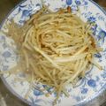 toshiebaba's cooksnap of when they made シャキシャキ☆もやしのカレー風味.