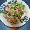 いいち子☆'s cooksnap of when they made ◎ピーマンと豚のバタぽん炒め◎.