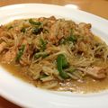 POCOxxx's cooksnap of when they made ニーヤンチースー（鶏肉とモヤシの生姜炒め.
