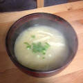 かよひろや's cooksnap of when they made えのきと玉ねぎの変わり味噌汁.
