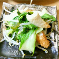 もじゃい's cooksnap of when they made ワカメとちくわときのこともやしの中華和え.