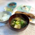 かっちゃん杉's cooksnap of when they made 基本！大根、油揚げ、きのこのお味噌汁.