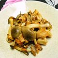 シャンプーハット's cooksnap of when they made 簡単！お弁当にしめじとツナのピリ辛炒め.