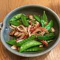 きじとら☆'s cooksnap of when they made ✿絹さやと竹輪の中華風炒め✿.