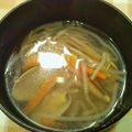 cowgirl62's cooksnap of when they made 野菜たっぷり!あさりの中華スープ.