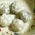 ひろぼんちゃん's cooksnap of when they made レンジでとろ～り＆なめらか大福♬.
