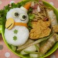 赤い電話's cooksnap of when they made クリスマスキョロちゃん　キャラ弁.
