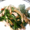 季節外れ's cooksnap of when they made ほうれん草と舞茸の中華風炒め☆.