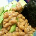 ☆にゃ～☆'s cooksnap of when they made 超簡単おつまみ！アボカド＆納豆を味のりで.
