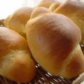 ゴメ子's cooksnap of when they made ふんわりロールパン♪.