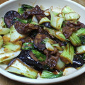 さらり＠ちゃちゃ's cooksnap of when they made 豚肉とわらびと茄子と小松菜の塩麹炒め.