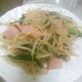 syuka55's cooksnap of when they made もやし＆にらのガーリック炒め.