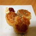 もなか虫's cooksnap of when they made 鮭缶と豆腐で　シソ香るおやき.