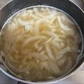 柴犬のお顔☆'s cooksnap of when they made シンプルに新玉ねぎのコンソメスープ.