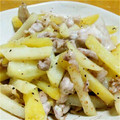 はとぽっぽ7's cooksnap of when they made 豚とさつまいものウェイパーマヨ炒め.