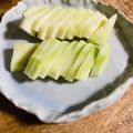 カズ形33's cooksnap of when they made 摘果メロンの糠漬け.