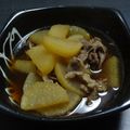 料理作造's cooksnap of when they made ご飯に合う◎牛肉と大根の煮物♪.
