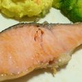 よもぎとヨーゼフ's cooksnap of when they made 簡単★鮭のバターソテー.