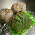 にこちゃんち's cooksnap of when they made 青のりと大葉が香る❀小エビの和風おにぎり.