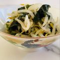 E吉☆'s cooksnap of when they made もやしとわかめの梅昆布茶和え(身内専用).