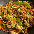 ame-ikuru's cooksnap of when they made 大量消費☆ピーマンと人参の中華炒め.