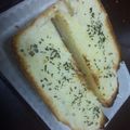 kanon0208's cooksnap of when they made 食パンで♪ガーリックトースト.