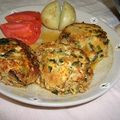 すぎゆう's cooksnap of when they made 和風煮込みハンバーグ、お麩入り.