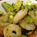 mio1114's cooksnap of when they made えびとアボカドのカレー炒め.
