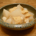 kouayaa's cooksnap of when they made 寒～い日に◇丸大根とお揚げの煮もの.