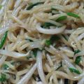 3110194's cooksnap of when they made 簡単♡♥焼きそば（オイスターのみで絶品）.