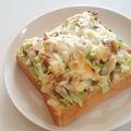 はちれ's cooksnap of when they made 食パンでお好み焼きみたいなサンドイッチ.
