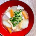 悠LOVE航's cooksnap of when they made 仕上げにかいわれ大根入れるだけお味噌汁.
