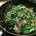 asukabany's cooksnap of when they made ご飯がすすむひき肉とニラの餃子風そぼろ.