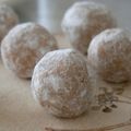 たねっ's cooksnap of when they made スノーボール★きなこ.
