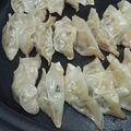 さくらおみ's cooksnap of when they made 母に教えてもらったウマウマ餃子.