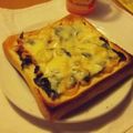 ポコバナナ's cooksnap of when they made ワカメとキムチのトースト.